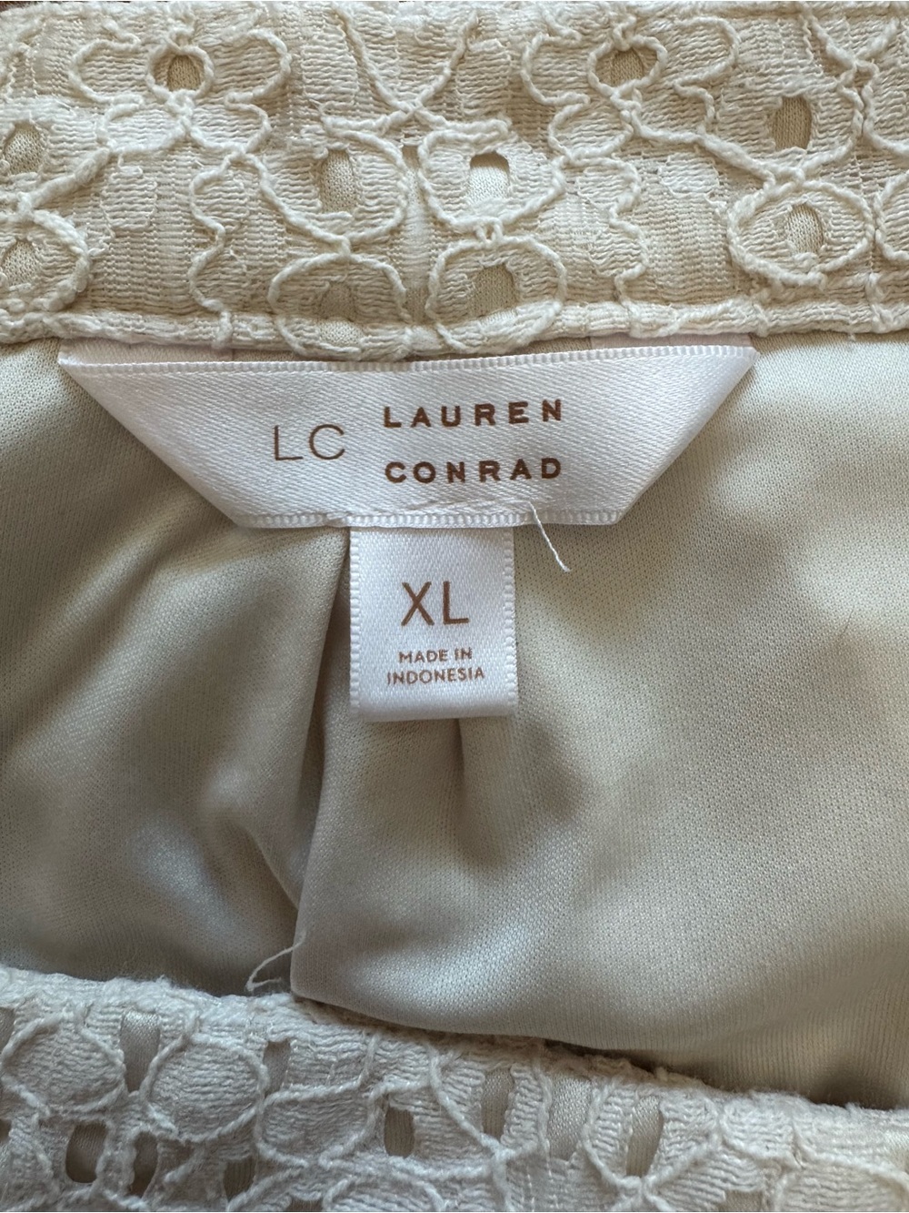 LC Lauren Conrad Cream Ivory Crochet Lace Square-Neck Peasant Puff Sleeve Blouse - Picture 3 of 8